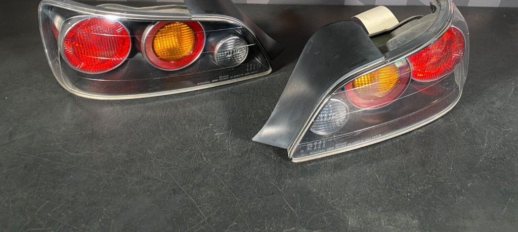 2007 HONDA S2000 AP2 OEM TAIL LIGHTS PAIR DRIVER PASSENGER USED