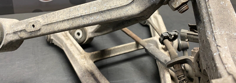 2001 CORVETTE C5 Z06 OEM DRIVER LH REAR SUSPENSION CONTROL ARM KNUCKLE CORNER