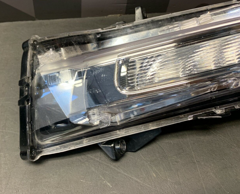 2019 FORD MUSTANG GT OEM DRIVER DRL RUNNING LIGHT