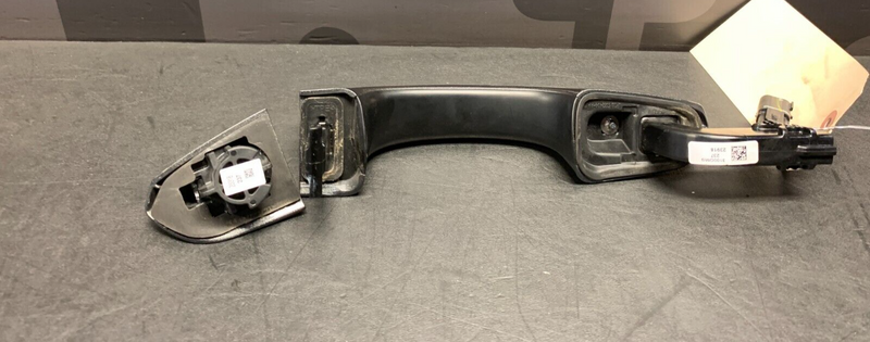 2019 FORD MUSTANG GT OEM PASSENGER DOOR HANDLE USED