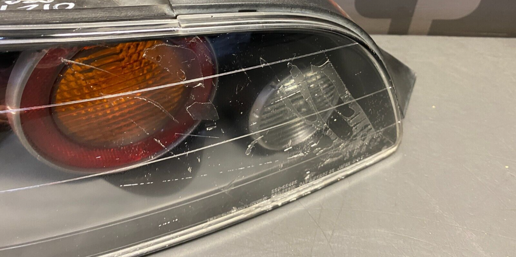 2007 HONDA S2000 AP2 OEM DRIVER LH TAIL LIGHT LAMP ASSEMBLY USED **READ**