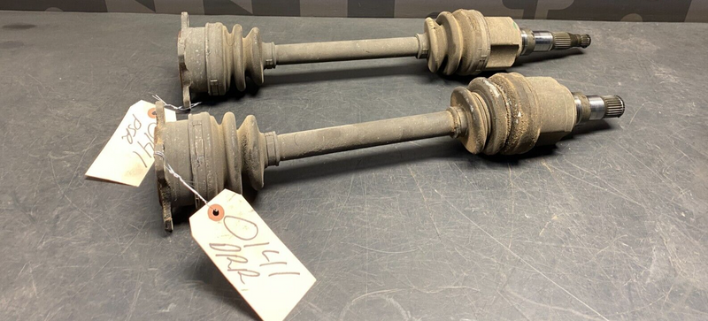 1996 MITSUBISHI 3000GT VR4 OEM REAR CV AXLES PAIR DR PS USED