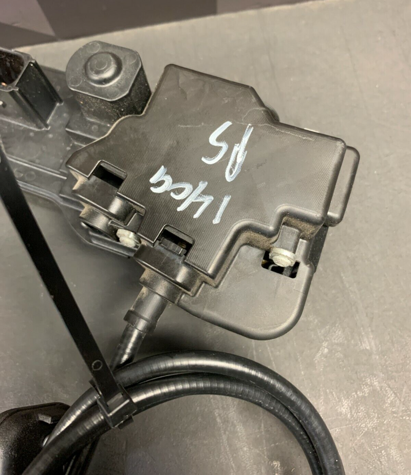 2005 CORVETTE C6 PASSENGER DOOR LOCK ACTUATOR RELEASE CABLE