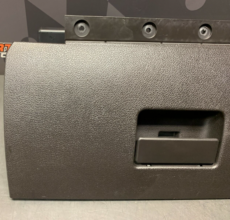 2013 FORD MUSTANG GT OEM GLOVE BOX