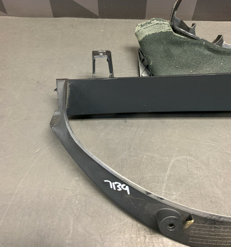 2009 PONTIAC G8 GT OEM GAUGE INSTRUMENT CLUSTER DASH TRIM BEZEL
