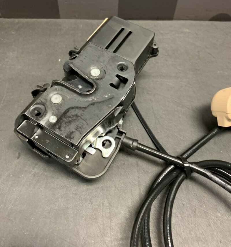 2005 CORVETTE C6 OEM PASSENGER DOOR LOCK ACTUATOR