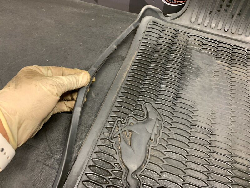 2013 FORD MUSTANG GT OEM RUBBER ALL WEATHER FRONT REAR FLOOR MATS