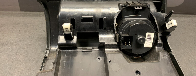 2009 PONTIAC G8 GT OEM DRIVER LOWER DASH KNEE PANEL
