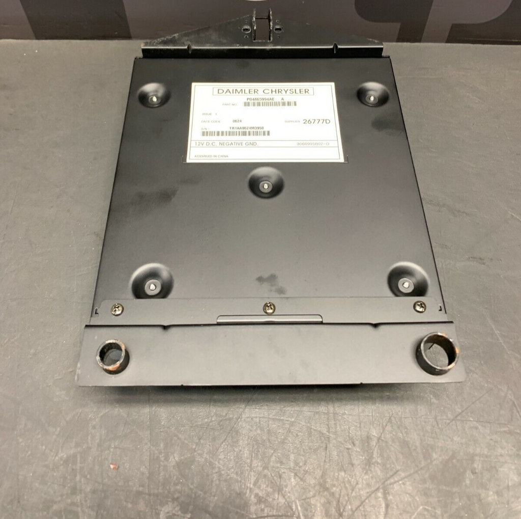 2004 DODGE VIPER CONVERTIBLE OEM p04865994ae AMP AMPLIFIER