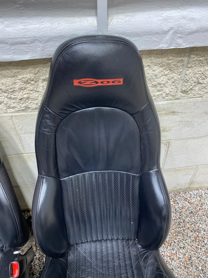 44004022