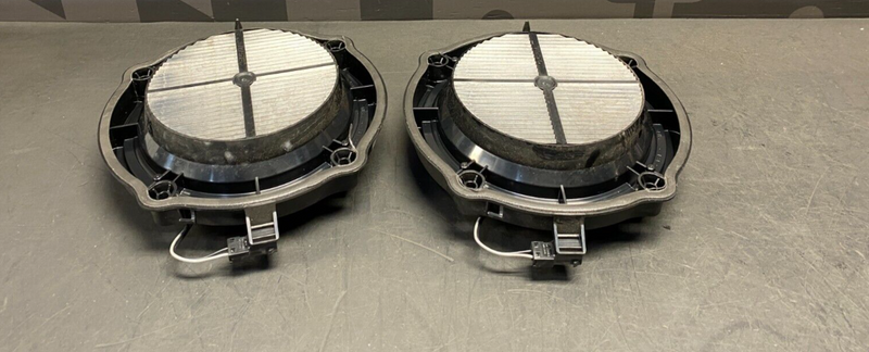 2007 PORSCHE 911 TURBO 997.1 OEM BOSE FRONT DOOR SPEAKERS PAIR DR PS USED