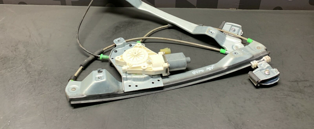 2009 PONTIAC G8 GT OEM PASSENGER FRONT WINDOW MOTOR