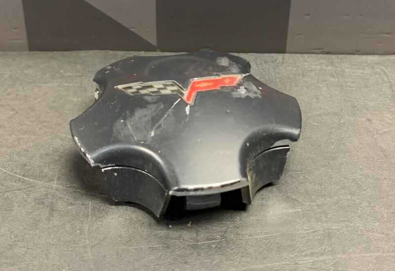 CORVETTE WHEEL CENTER CAP (1) USED OEM GREY