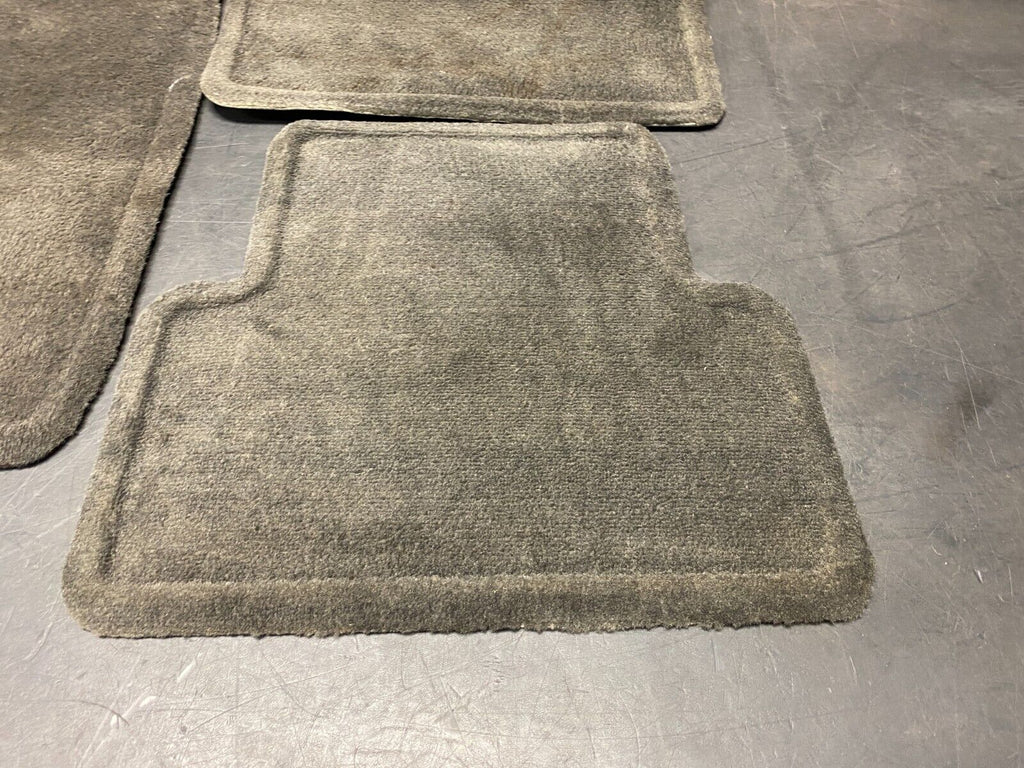 2005 CADILLAC CTS V CTS-V OEM FLOOR MATS SET OF (4) FRONT REAR USED