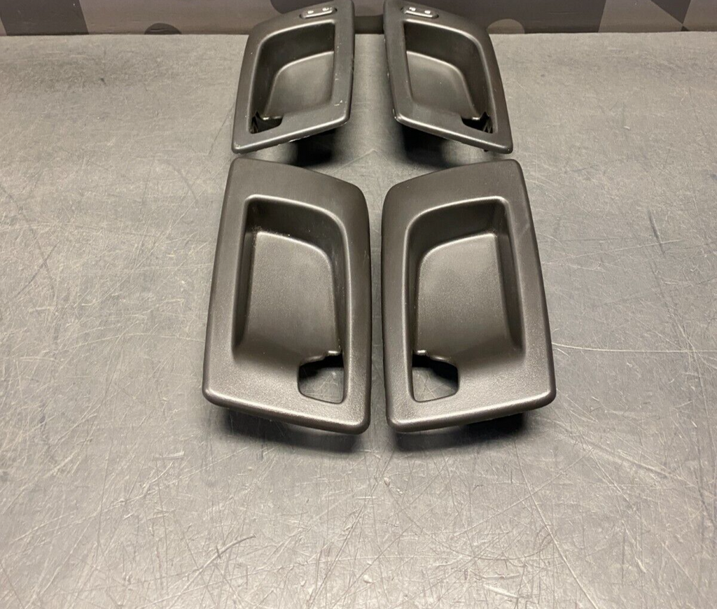 2007 CADILLAC CTS V CTS-V OEM INTERIOR DOOR HANDLE TRIM BEZEL SET OF (4) USED