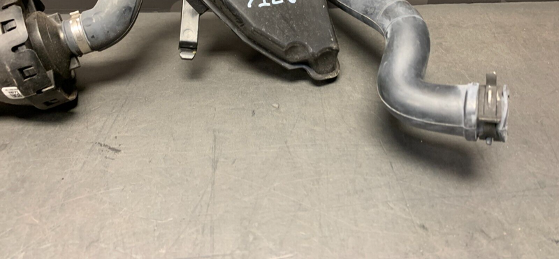 2020 FORD MUSTANG GT OEM SOUND ENHANCER TUBE USED