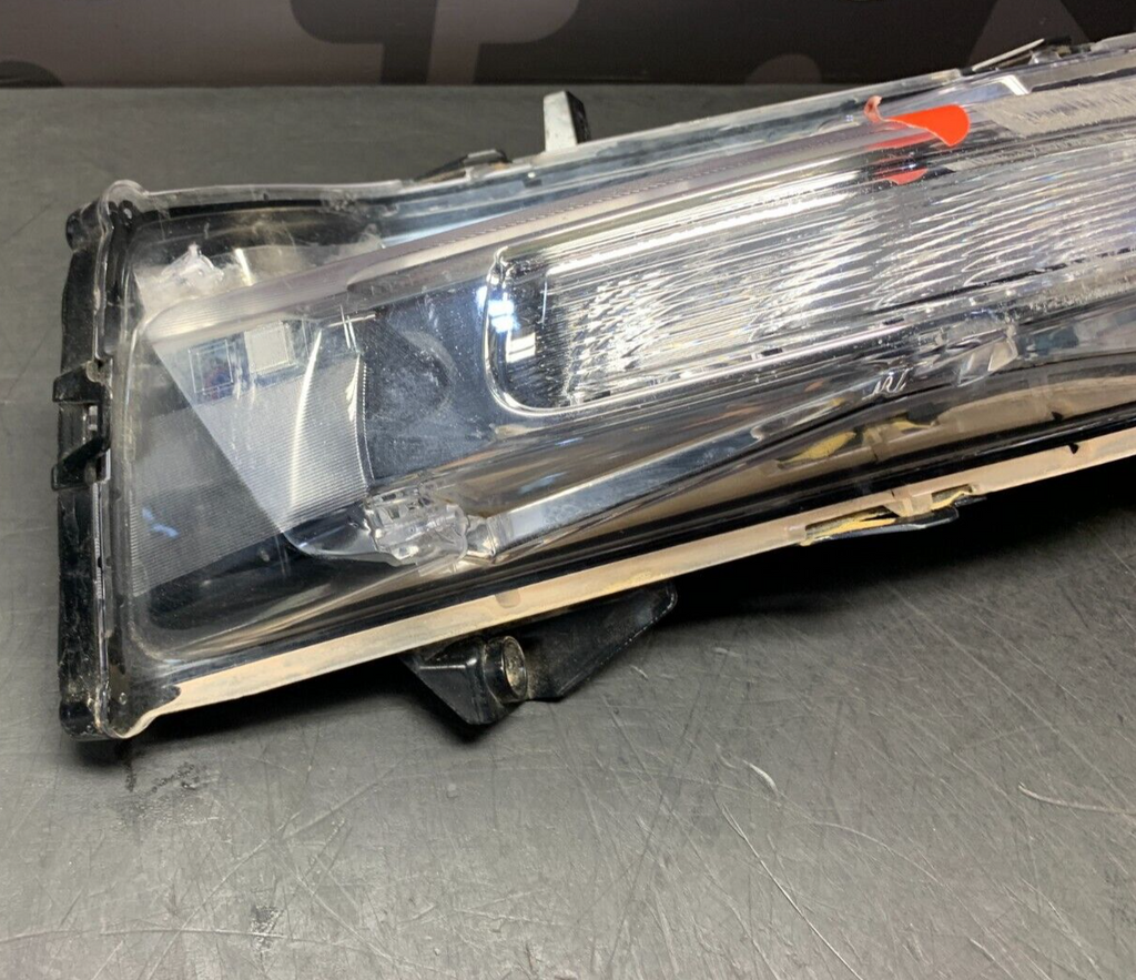 2021 FORD MUSTANG GT OEM DRIVER LEFT DRL DAYTIME RUNNING LIGHT USED OEM *DAMAGE*