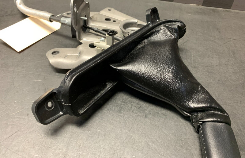 2019 FORD MUSTANG GT OEM EMERGENCY BRAKE HANDLE WITH BOOT MECHANISM USED