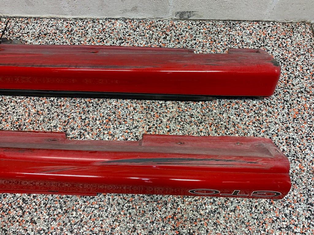 2004 PONTIAC GTO OEM SIDE SKIRTS ROCKER MOULDINGS LH RH