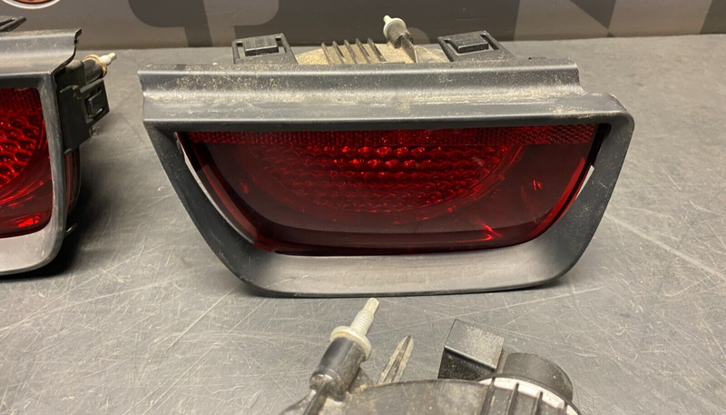 2010 CHEVROLET CAMARO SS OEM TAIL LIGHT SET WITH TRIM RINGS HOUSINGS USED