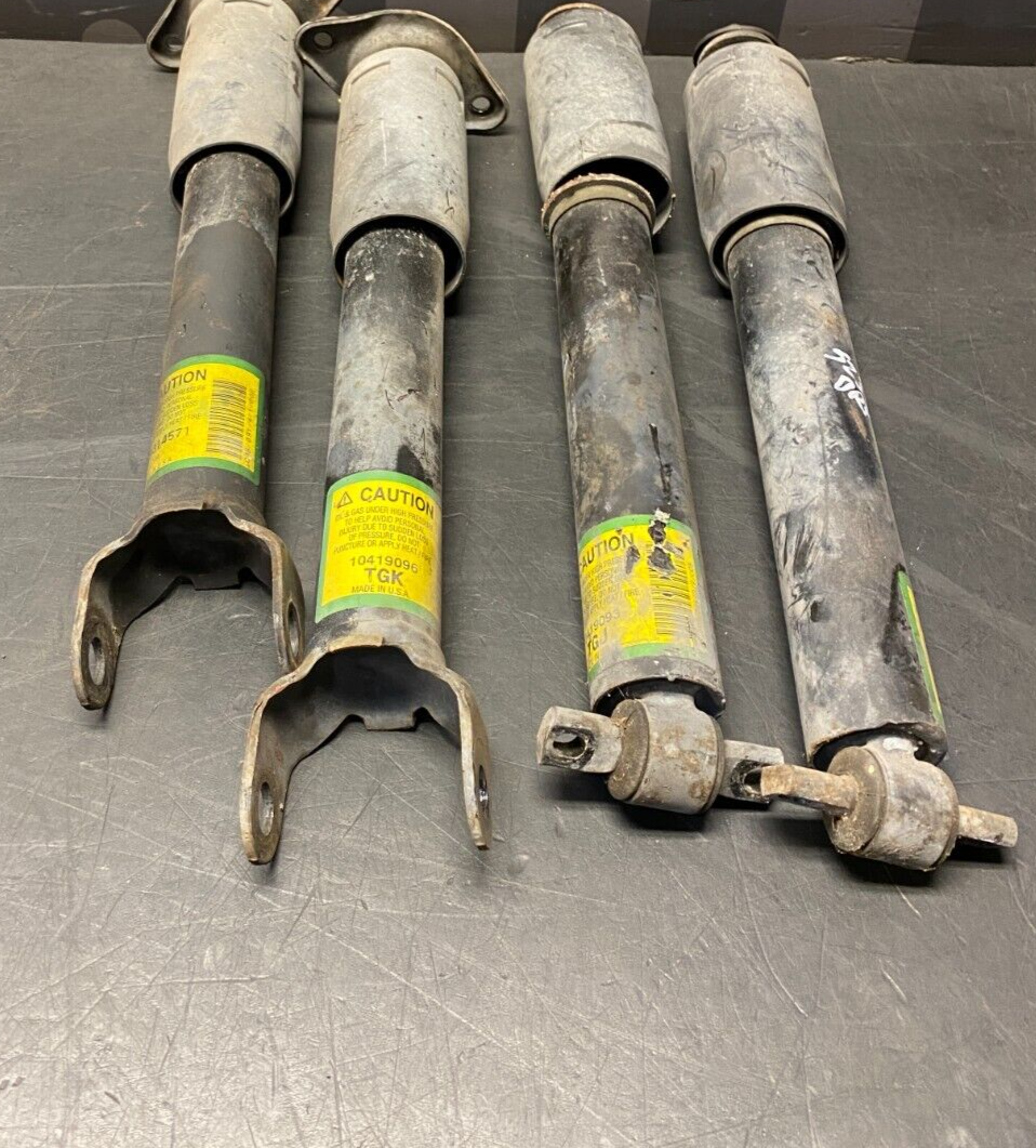 2001 CORVETTE C5 Z06 OEM  SHOCK STRUTS ASSEMBLY SET OF (4) DRIVER PASSENGER USED