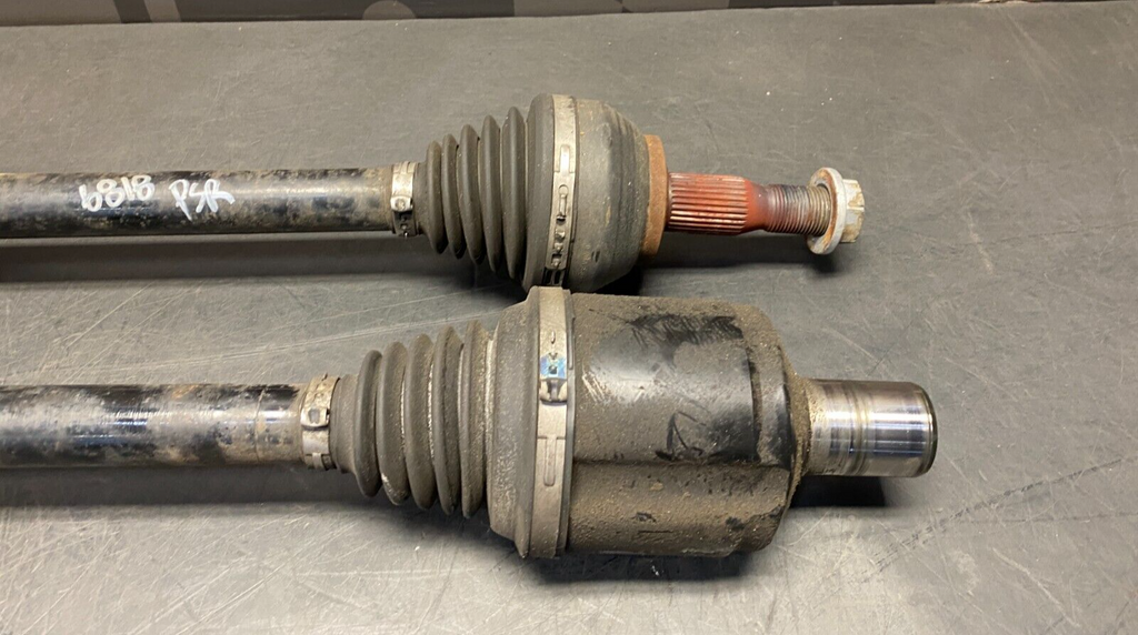 2007 CORVETTE C6 OEM CV AXLES PAIR DRIVER PASSENGER AXLES USED 24K MILES