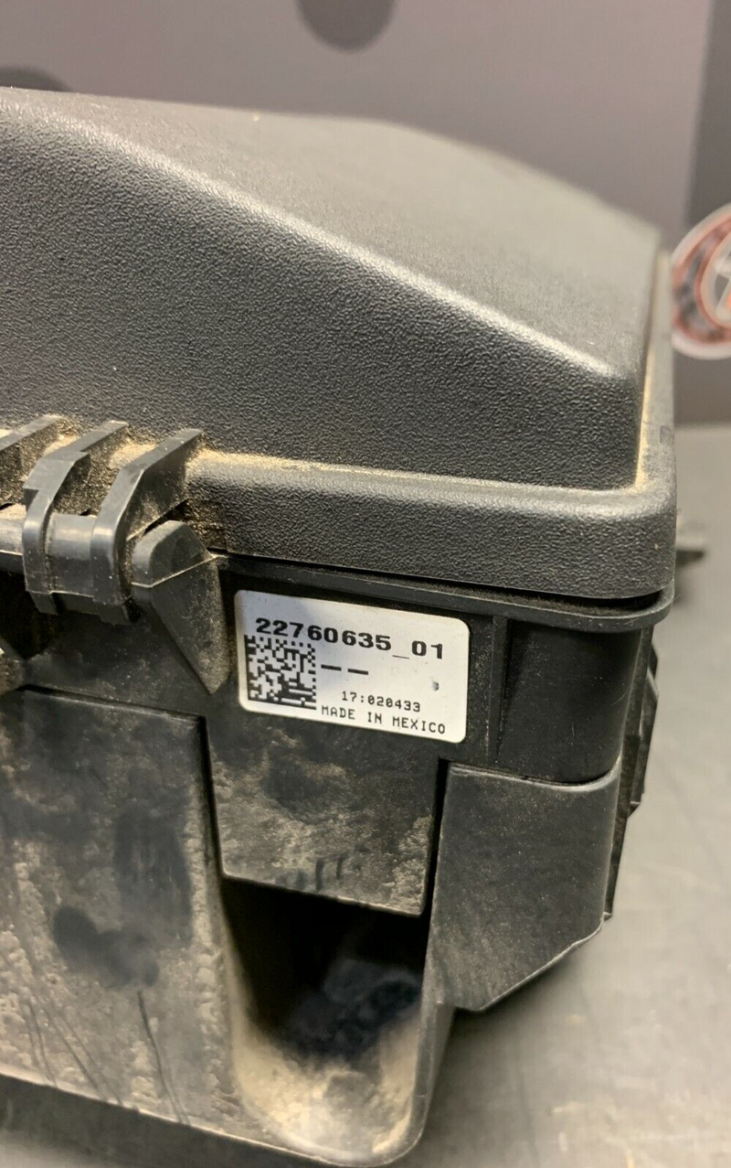 2013 CAMARO SS CONVERTIBLE OEM ENGINE BAY FUSE BOX