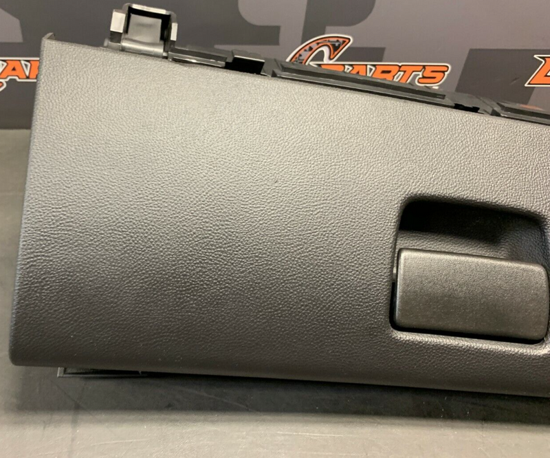 2015 CHEVROLET SS SEDAN OEM GLOVE BOX