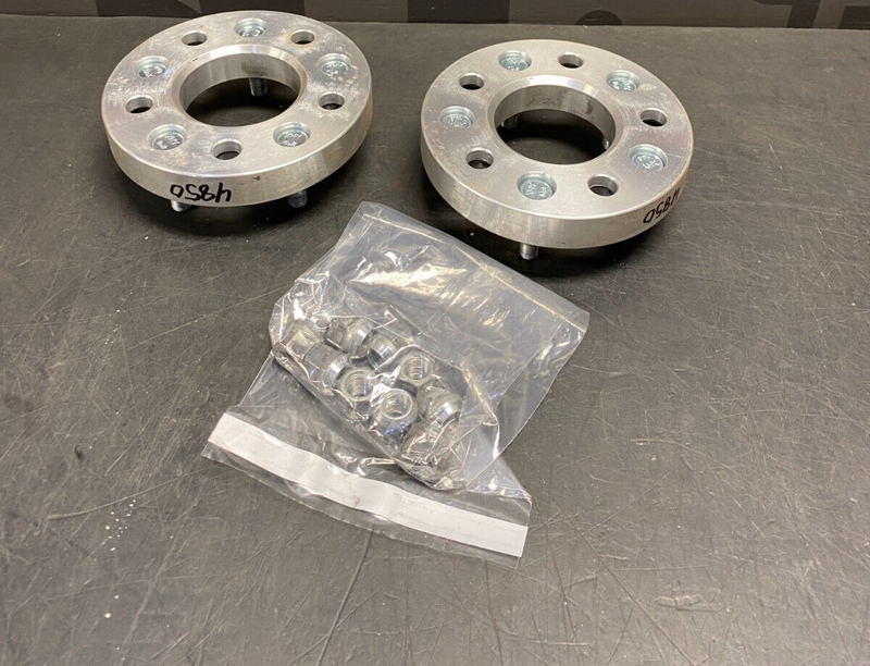 2011 CHEVROLET CAMARO SS (2) 25MM BOLT ON WHEEL SPACERS USED