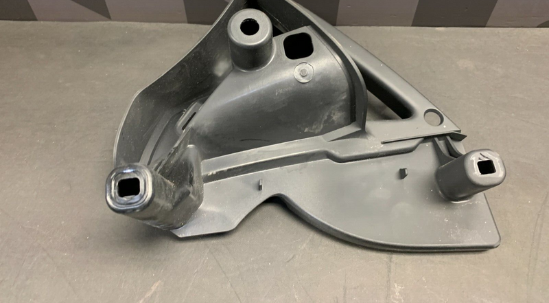 2012 AUDI R8 V10 GT OEM DRIVER DOOR PANEL BRACKET MOUNT