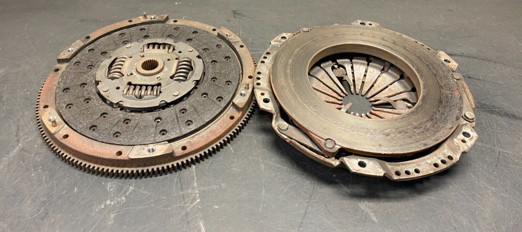 2005 CORVETTE C6 OEM CLUTCH PRESSURE PLATE FLYWHEEL COMBO USED