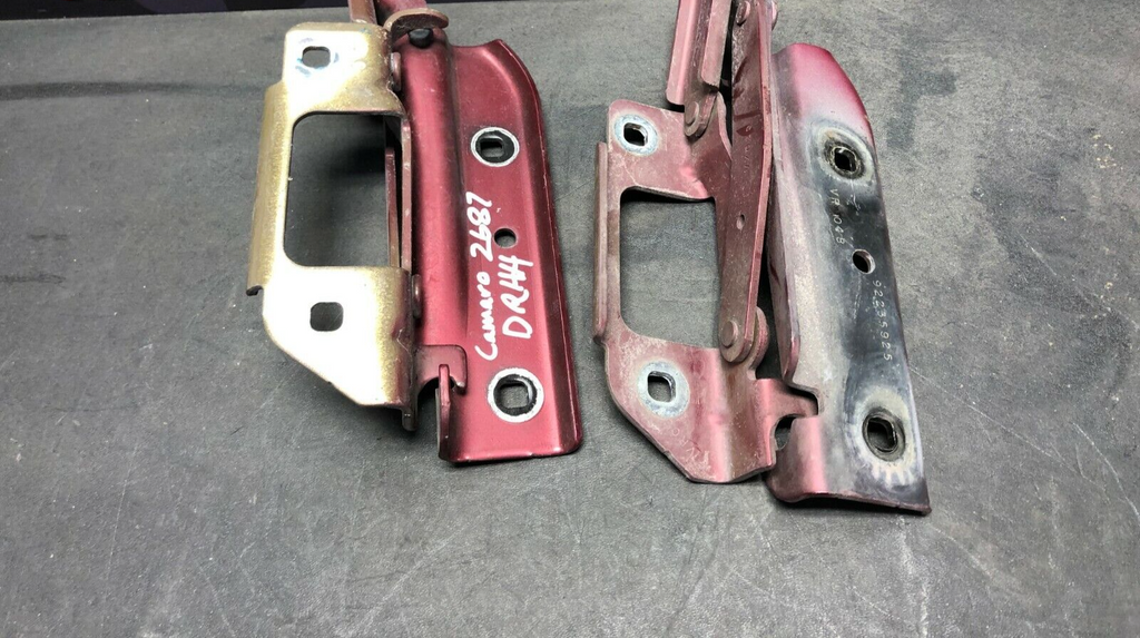 2011 CHEVROLET CAMARO SS OEM HOOD HINGES