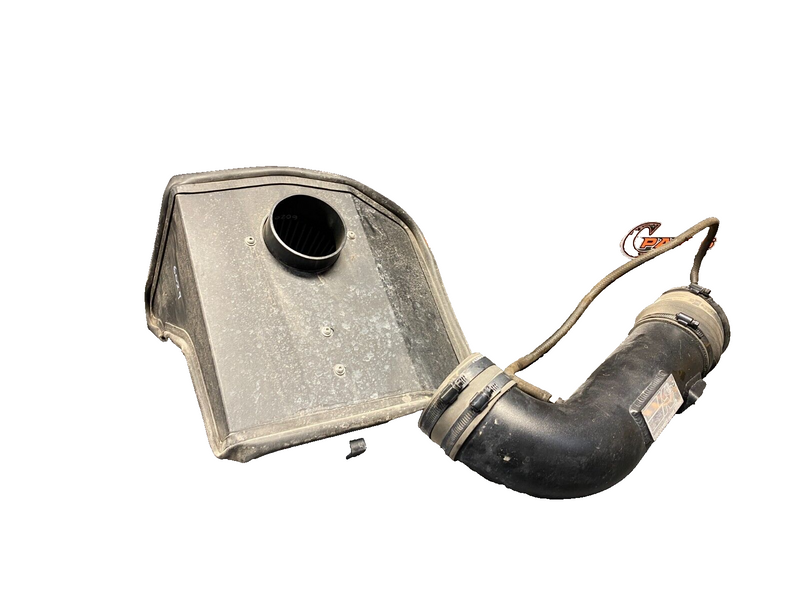 2014 CAMARO 1LE K&N AIR INTAKE WITH SHIELD USED