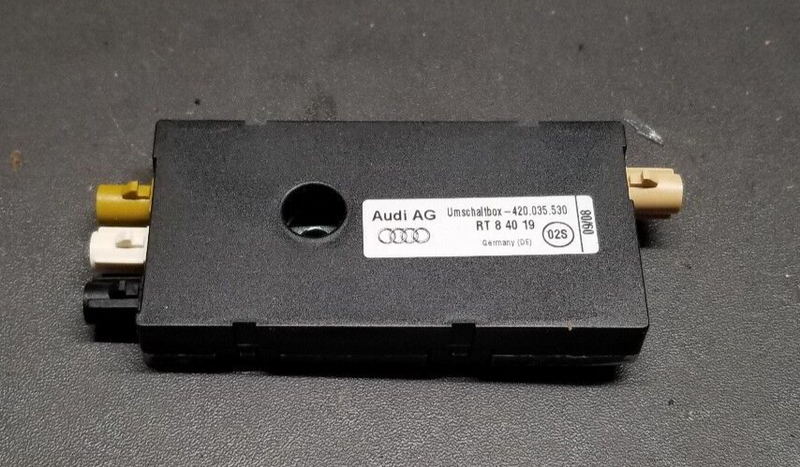 2008 AUDI R8 COUPE V8 OEM ARIEL AMP AMPLIFIER DIVERSITY SWITCH BOX OEM 420035530