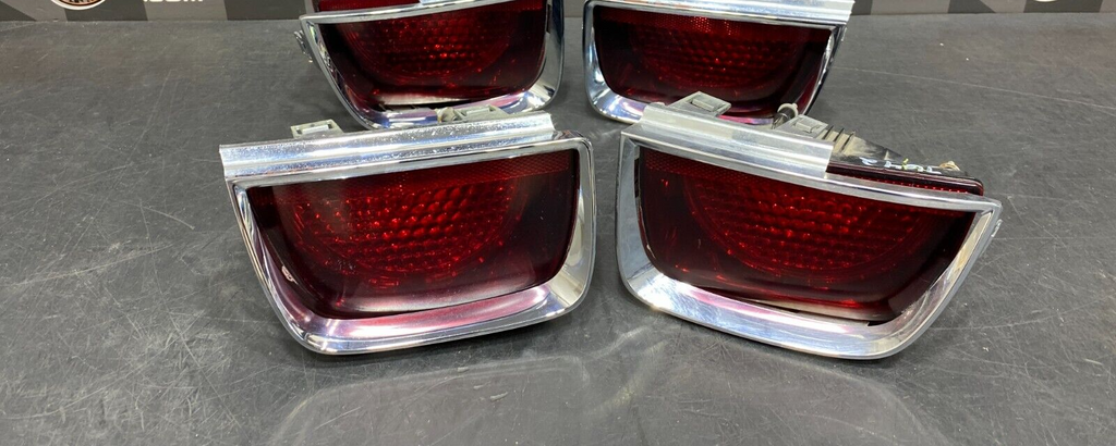 2010 CAMARO SS COUPE OEM TAIL LIGHT SET OF (4) WITH TRIM RINGS SET USED