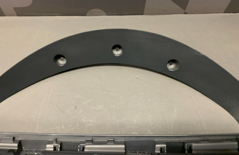 2009 PONTIAC G8 GT OEM GAUGE INSTRUMENT CLUSTER BEZEL TRIM