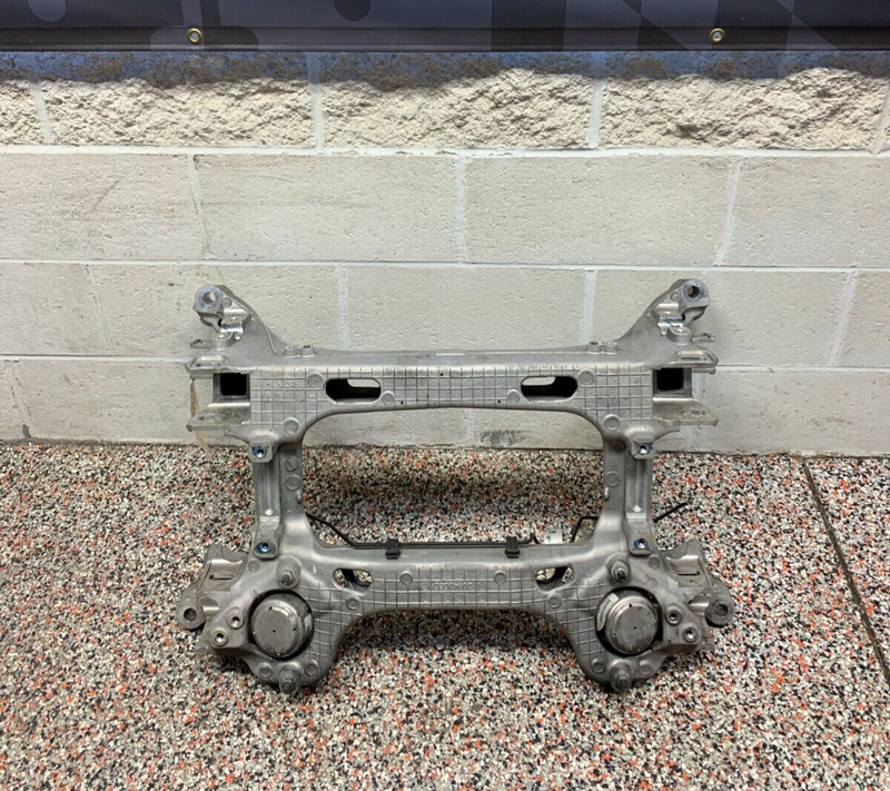 2015 CORVETTE C7 Z06 OEM REAR SUBFRAME DIFF TRANSMISSION CRADLE