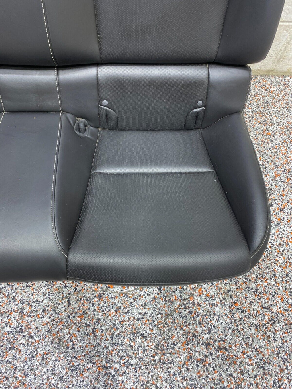 2011 CAMARO SS COUPE OEM BLACK LEATHER REAR SEATS USED