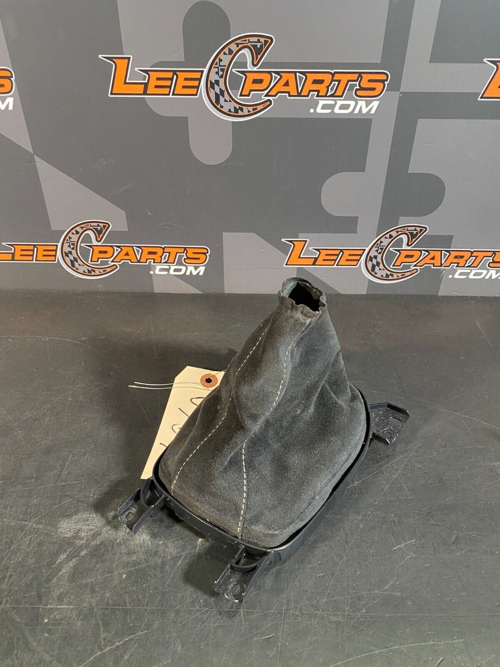 2013 CHEVROLET CAMARO SS 1LE OEM SUEDE SHIFT BOOT WITH TRIM RING USED