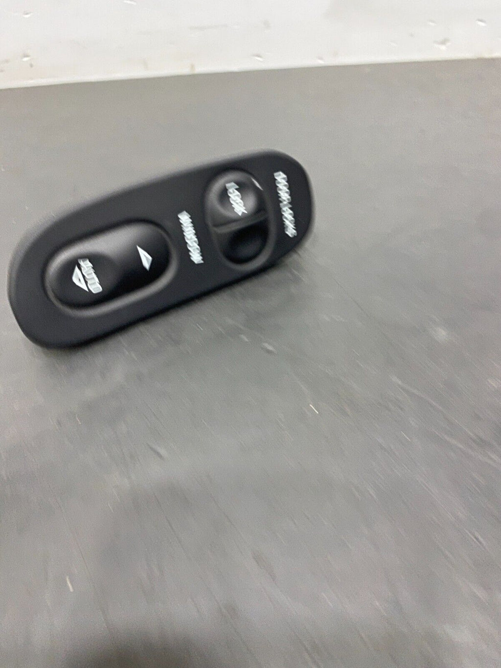 44004193