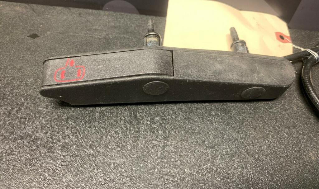2006 CORVETTE C6 Z06 OEM RH PASSENGER DOOR LOCK ACTUATOR -READ-