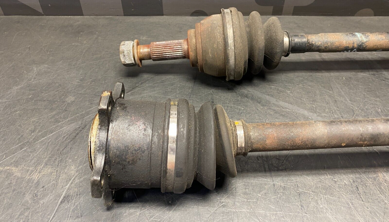 1998 NISSAN 240SX R200 REAR AXLE SETUP PAIR WITH HARDWARE BOLTS DR PS USED