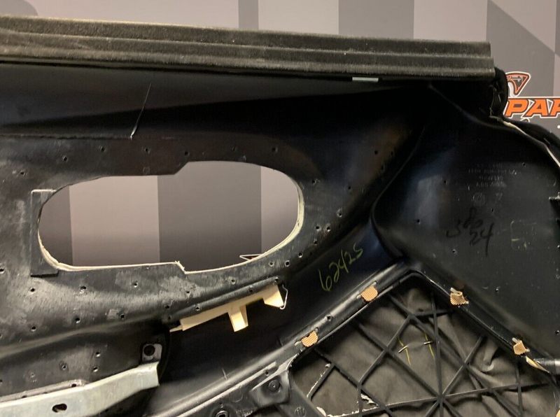 2000 CORVETTE C5 OEM PASSENGER RH DOOR PANEL BLACK TAN 77k MILES