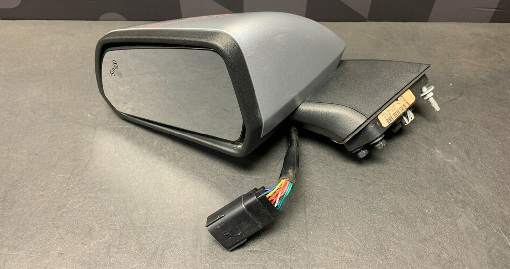 2016 FORD MUSTANG GT OEM LH DRIVER MIRROR TECH PACKAGE BLIND SPOT SILVER