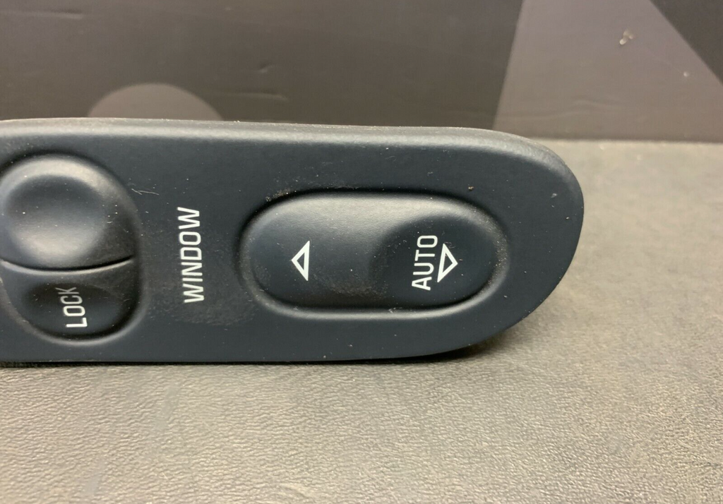 2002 CORVETTE C5 Z06 OEM PASSENGER WINDOW SWITCH