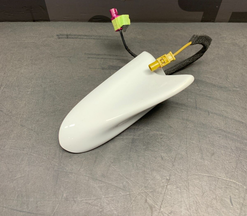 2013 CAMARO SS OEM SHARKFIN ANTENNA USED
