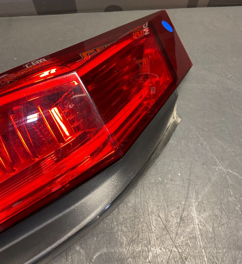 2011 CADILLAC CTSV CTS-V OEM DRIVER LH SIDE TAIL LIGHT LAMP USED