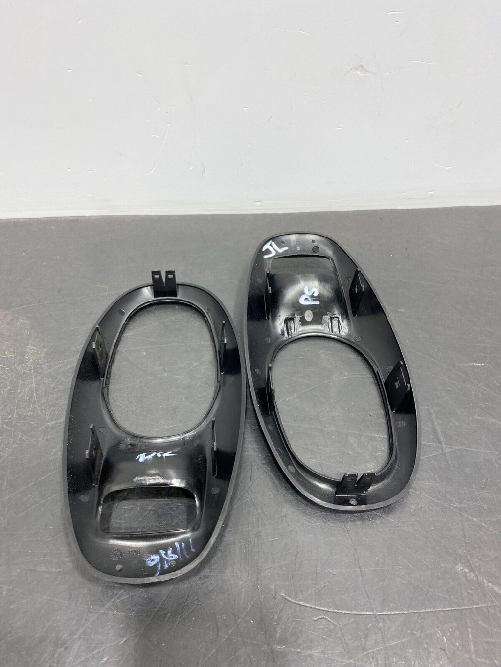 2003 CORVETTE C5 Z06 OEM INTERIOR DOOR HANDLE TRIM SET DR PS PAIR USED 31K