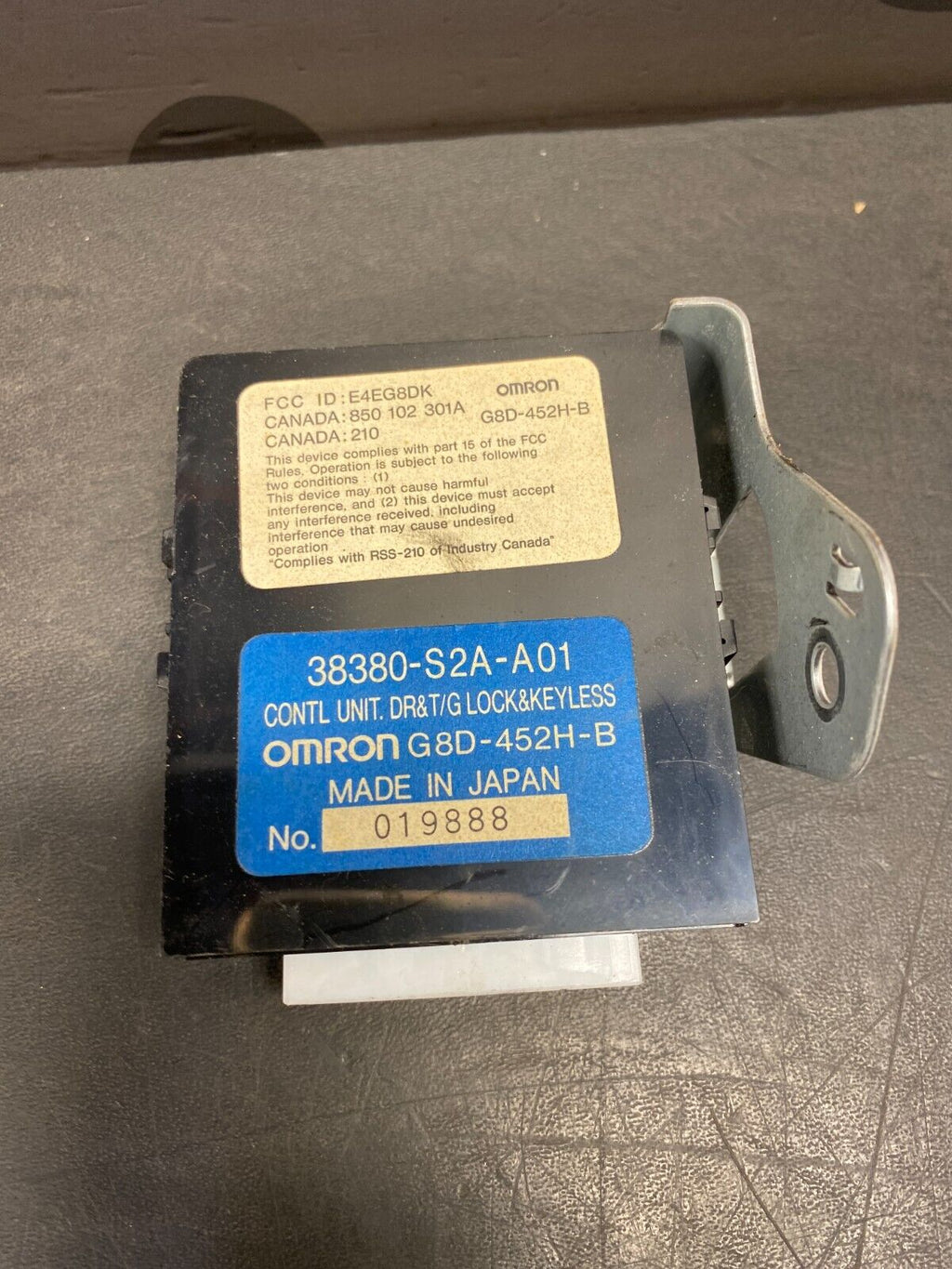 2001 HONDA S2000 AP1 OEM KEYLESS ENTRY MODULE USED