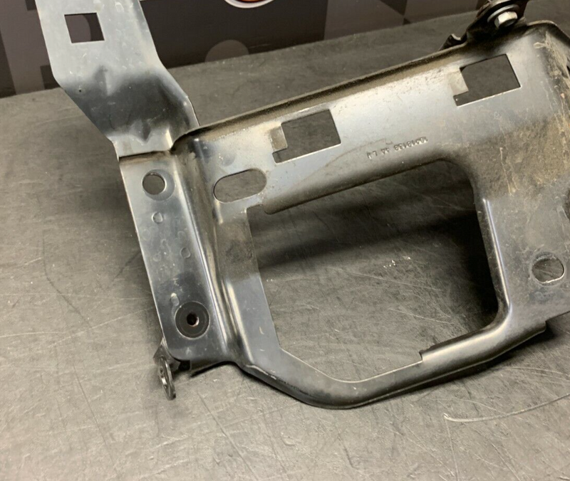 1999 CAMARO Z28 OEM DRIVER FRONT MOUNTING BRACKET